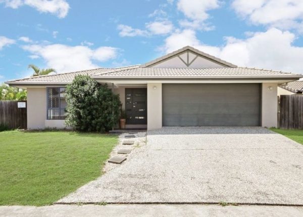 236D Preston Road, Wynnum West